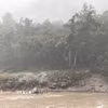 Hiện trường vụ lở đất gần cửa khẩu Cát Long, Khu tự trị Tây Tạng, Trung Quốc ngày 26/8/2026. (Ảnh: THX/TTXVN phát)
