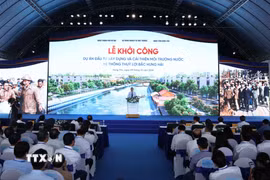 Lễ khởi công Dự án nâng cấp, hiện đại hóa và cải thiện môi trường nước hệ thống thủy lợi Bắc Hưng Hải. (Ảnh: Thống Nhất/TTXVN)
