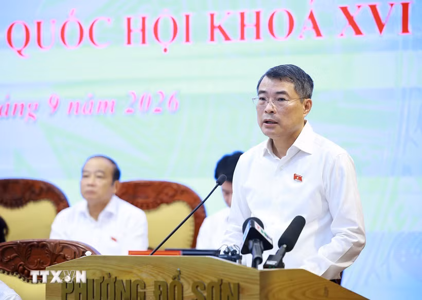 Thủ tướng Lê Minh Hưng phát biểu tại buổi tiếp xúc cử tri thành phố Hải Phòng trước Kỳ họp thứ hai Quốc hội khoá XVI. (Ảnh: Dương Giang/TTXVN)