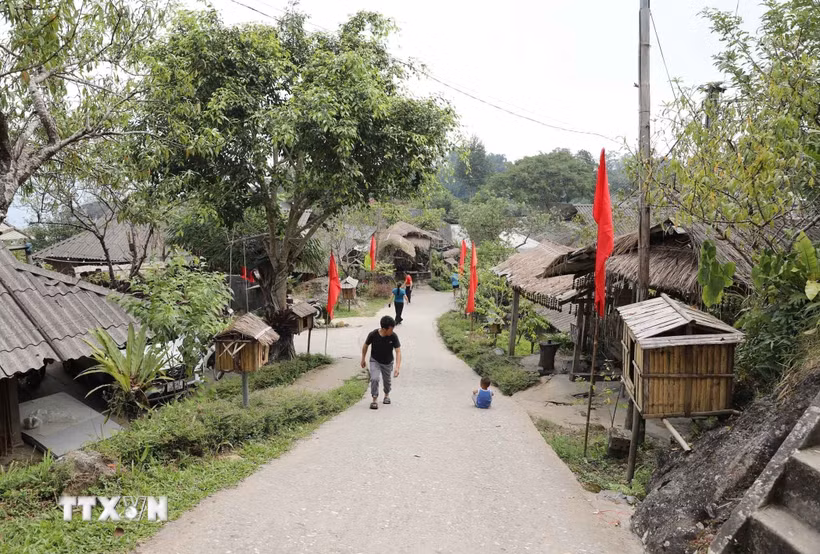 Với khí hậu mát mẻ quanh năm, Lao Chải (Lai Châu) trở thành điểm đến hấp dẫn của du khách trong và ngoài nước. (Ảnh: Quý Trung/TTXVN)