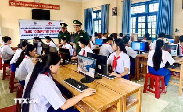 Quảng Trị thí điểm đưa tiếng Lào thành ngoại ngữ thứ hai từ năm học 2027-2028