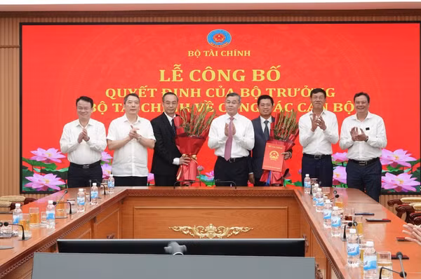 Ông Phạm Đức Thắng được bổ nhiệm làm Giám đốc Kho bạc Nhà nước 