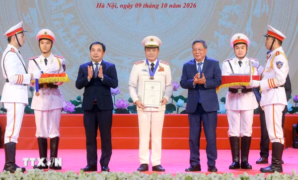 Hành trình hơn 3 thập kỷ gìn giữ bình yên Thủ đô của một vị tướng