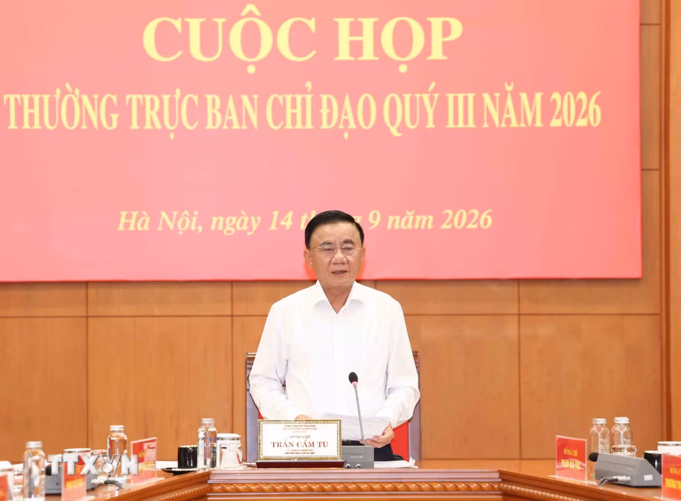 Đồng chí Trần Cẩm Tú, Ủy viên Bộ Chính trị, Thường trực Ban Bí thư, Trưởng Ban Chỉ đạo 35 Trung ương phát biểu chỉ đạo cuộc họp. (Ảnh: Phương Hoa/TTXVN)