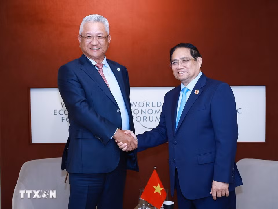 Thủ tướng Phạm Minh Chính tiếp ông Brand Cheng, Chủ tịch kiêm Tổng Giám đốc điều hành Công ty Foxconn Industrial Internet, thành viên của Tập đoàn Foxconn. (Ảnh: Dương Giang/TTXVN)
