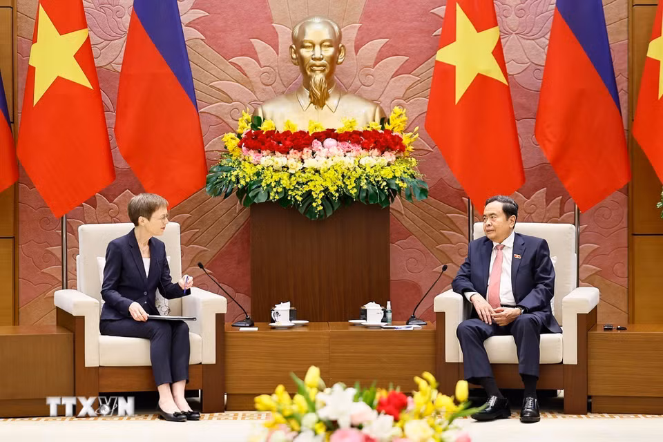 Chủ tịch Quốc hội Trần Thanh Mẫn hội kiến Thủ tướng Công quốc Liechtenstein Brigitte Haas. (Ảnh: Doãn Tấn/TTXVN)
