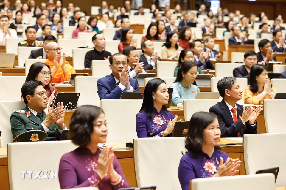 Các đại biểu dự khai mạc Kỳ họp thứ hai, Quốc hội khóa XVI. (Ảnh: Doãn Tấn/TTXVN)