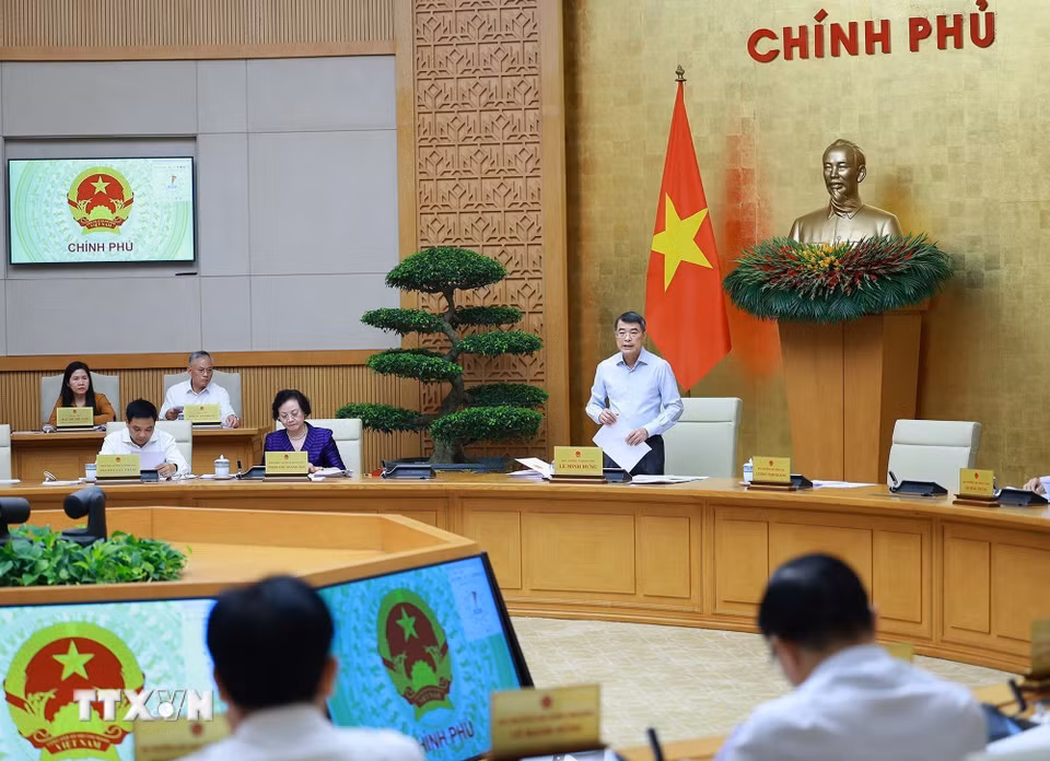 Thủ tướng Lê Minh Hưng chủ trì Phiên họp Chính phủ chuyên đề về xây dựng pháp luật tháng 8 năm 2026. (Ảnh: Dương Giang/TTXVN)
