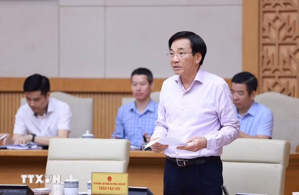 Bộ trưởng, Chủ nhiệm Văn phòng Chính phủ Trần Văn Sơn phát biểu. (Ảnh: Dương Giang/TTXVN)
