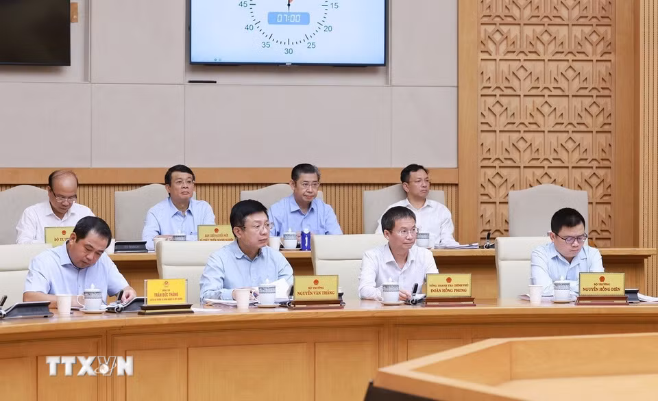 Lãnh đạo các Bộ, cơ quan trực thuộc Chính phủ tham dự Phiên họp Chính phủ chuyên đề về xây dựng pháp luật tháng 9 năm 2025 (phiên thứ hai). (Ảnh: Dương Giang/TTXVN)