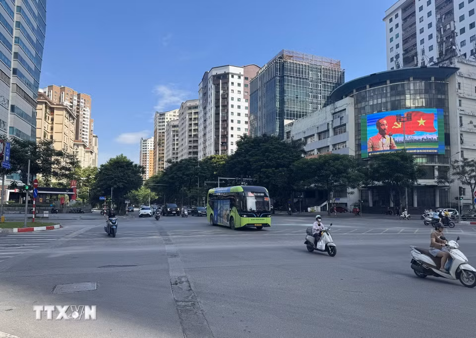 Hình ảnh giao thông tại nút giao Lê Văn Lương với Hoàng Đạo Thúy sáng ngày 1/9/2026 khá là thông thoáng. (Ảnh: Quốc Lũy/TTXVN)