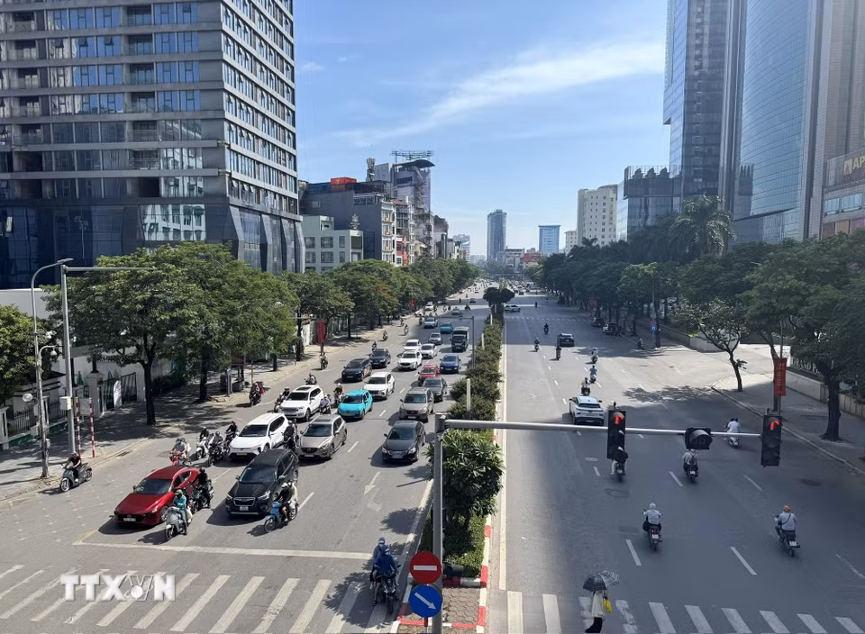 Hình ảnh giao thông tại nút giao Nguyễn Chí Thanh với Hoàng Minh Giám sáng ngày 1/9/2026 khá thông thoáng. (Ảnh: Quốc Lũy/TTXVN)