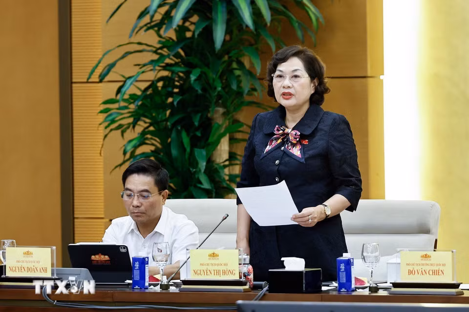 Phó Chủ tịch Quốc hội Nguyễn Thị Hồng phát biểu. (Ảnh: Doãn Tấn/TTXVN)