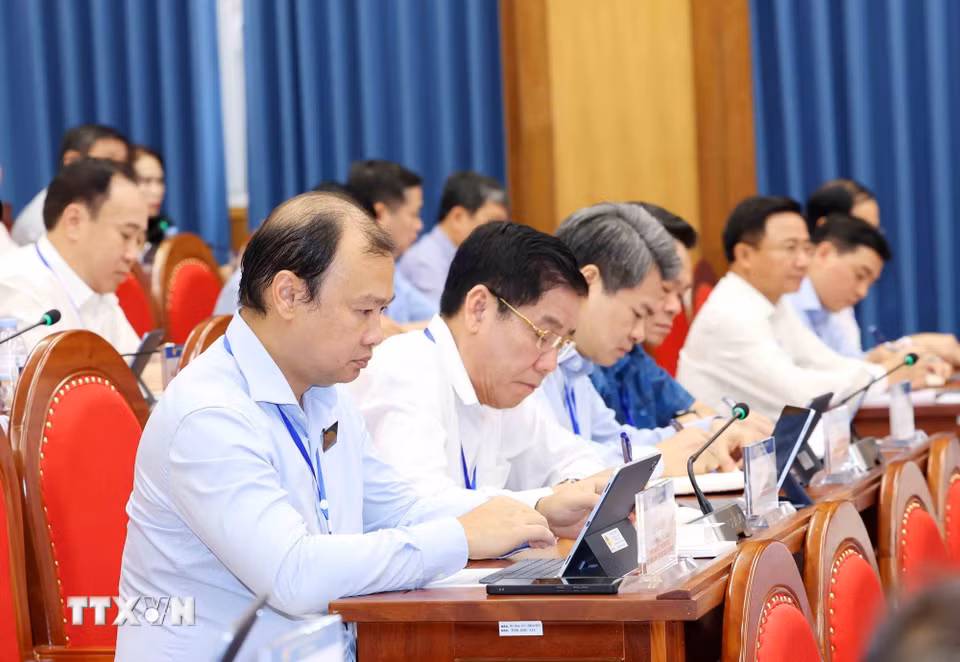 Các học viên Lớp bồi dưỡng, cập nhật kiến thức đối với Ủy viên Ban Chấp hành Trung ương Đảng khóa XIV (Lớp thứ nhất). (Ảnh: Phương Hoa/TTXVN)