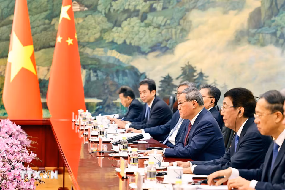 Thủ tướng Trung Quốc Lý Cường phát biểu tại cuộc hội kiến Chủ tịch Quốc hội Trần Thanh Mẫn. (Ảnh: Doãn Tấn/TTXVN)