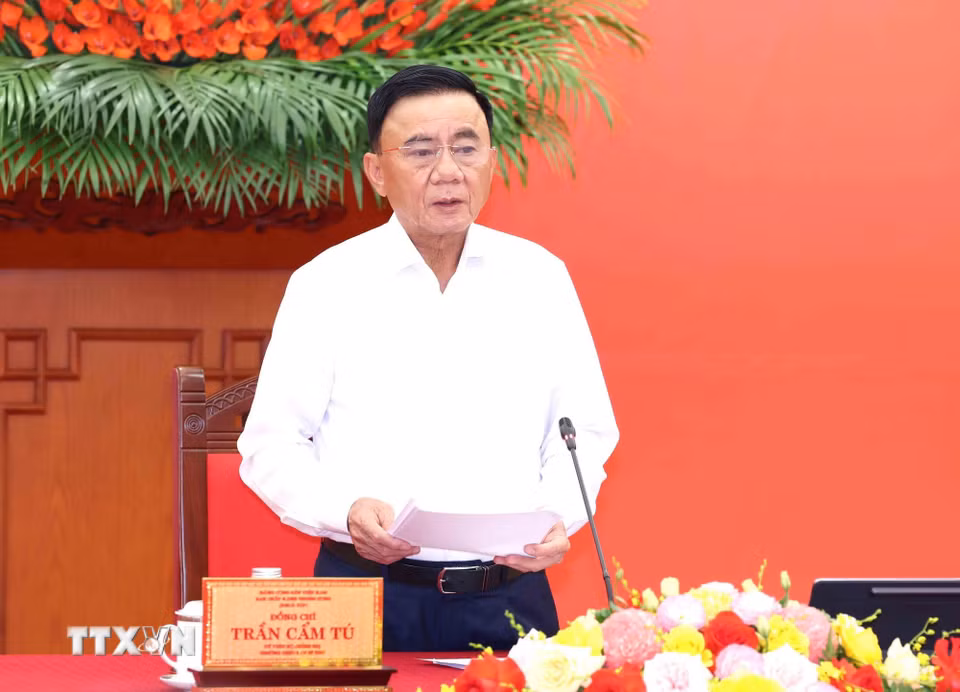 Đồng chí Trần Cẩm Tú, Ủy viên Bộ Chính trị, Thường trực Ban Bí thư phát biểu chỉ đạo hội nghị. (Ảnh: Phương Hoa/TTXVN)