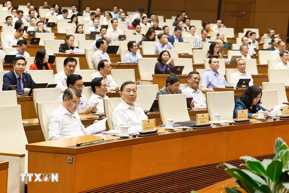 Tổng Bí thư, Chủ tịch nước Tô Lâm và đại biểu dự phiên họp. (Ảnh: Doãn Tấn/TTXVN)