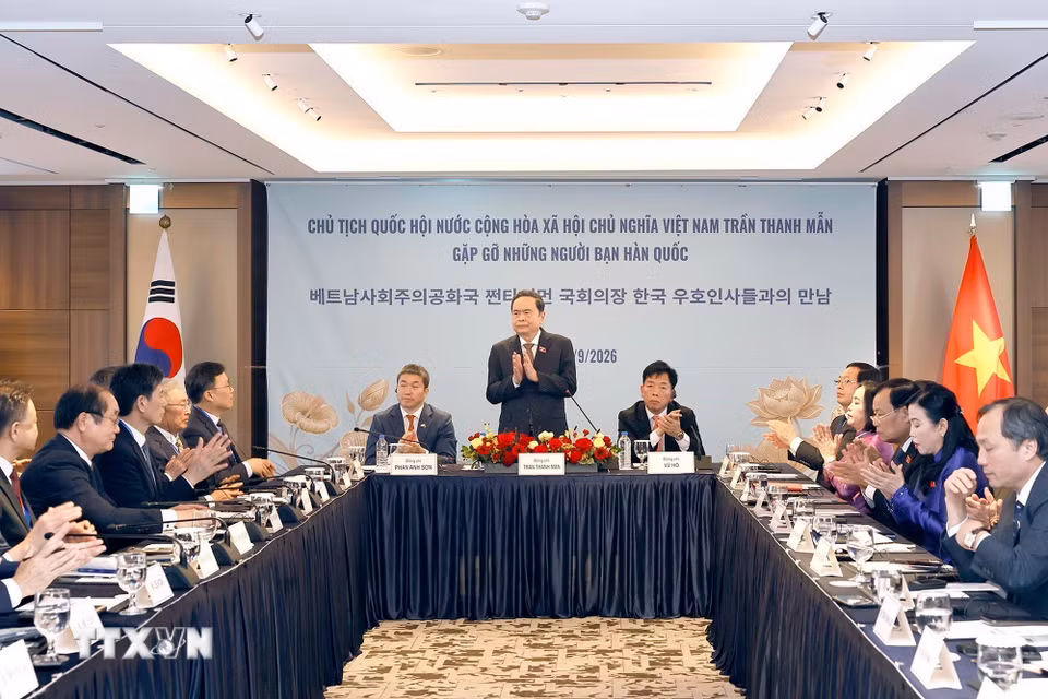 Chủ tịch Quốc hội Trần Thanh Mẫn phát biểu tại cuộc gặp gỡ những người bạn Hàn Quốc. (Ảnh: Doãn Tấn/TTXVN)