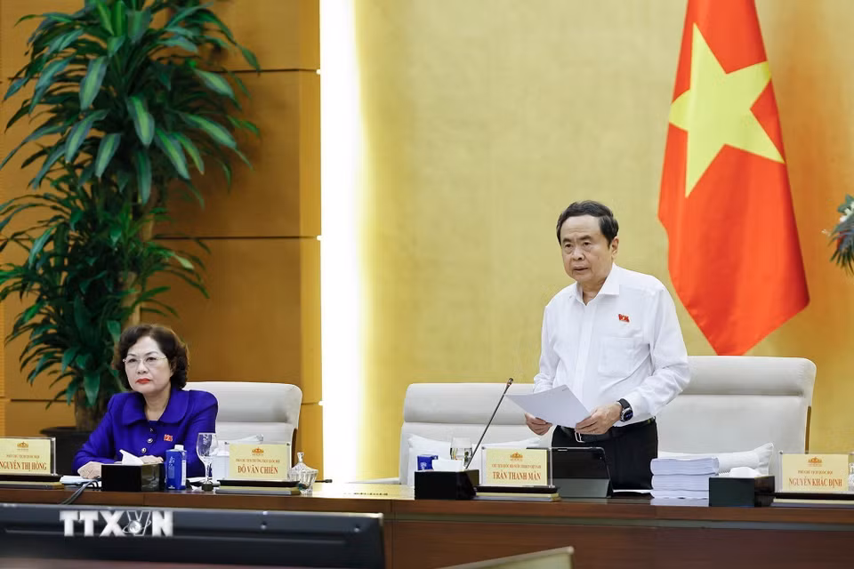 Chủ tịch Quốc hội Trần Thanh Mẫn phát biểu khai mạc Phiên họp thứ 7 của Ủy ban Thường vụ Quốc hội. (Ảnh: Doãn Tấn/TTXVN)