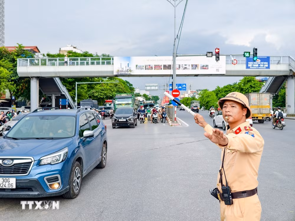 ttxvn-giu-nhip-giao-thong-thu-do-trong-ngay-dau-ky-nghi-quoc-khanh.jpg