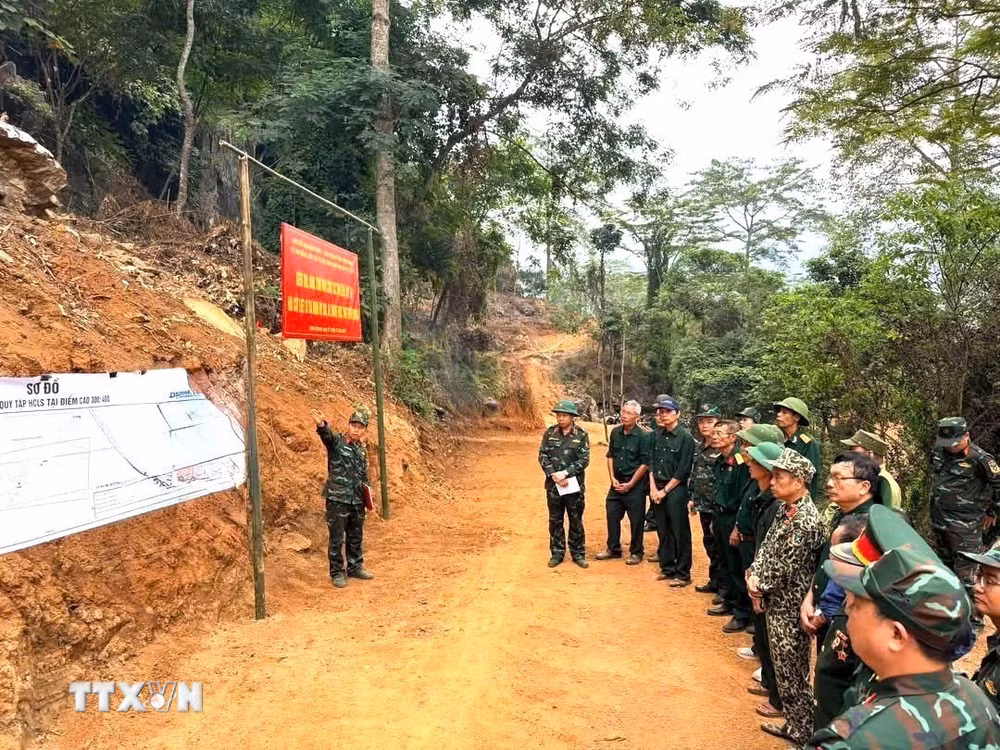 ttxvn_tuyen-quang-tu-ky-uc-chien-truong-mo-rong-tim-kiem-hai-cot-liet-si-tai-binh-do-300-9103639.jpg