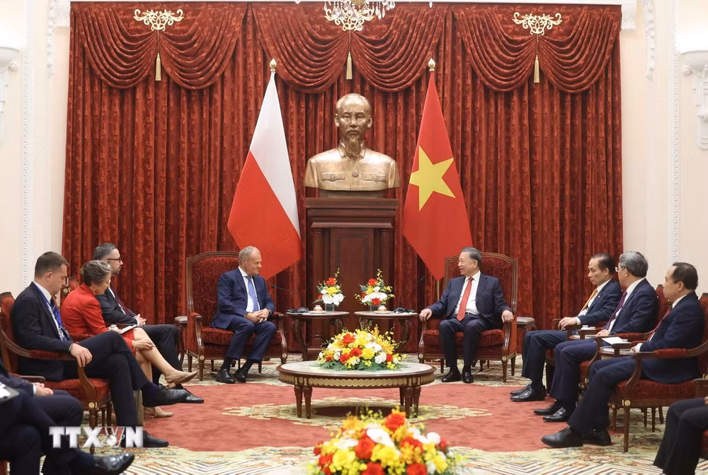 Tổng Bí thư, Chủ tịch nước Tô Lâm tiếp Thủ tướng Ba Lan Donald Tusk - Ảnh 3.