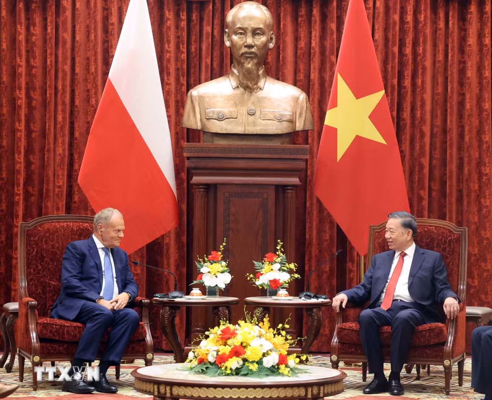 Tổng Bí thư, Chủ tịch nước Tô Lâm tiếp Thủ tướng Ba Lan Donald Tusk - Ảnh 2.