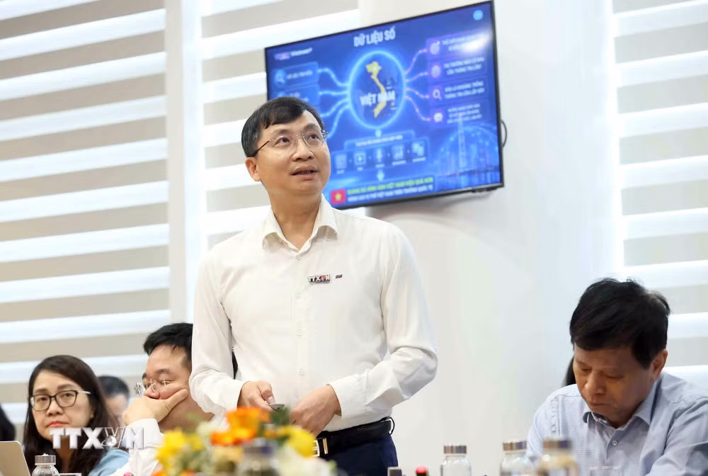 ttxvn-phien-thao-luan-quang-ba-hinh-anh-viet-nam-tren-he-sinh-thai-bao-chi-so-8838002.jpg