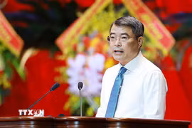 Thủ tướng Lê Minh Hưng phát biểu trao đổi, thảo luận với đại biểu dự Đại hội XIV Công đoàn Việt Nam. (Ảnh: Dương Giang/TTXVN)