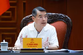 Thủ tướng Lê Minh Hưng làm việc với lãnh đạo các bộ, ngành liên quan về công nghệ chiến lược và sản phẩm công nghệ chiến lược. (Ảnh: Dương Giang/TTXVN)