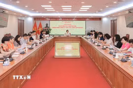 Quang cảnh hội nghị sơ kết 6 tháng đầu năm và triển khai phương hướng, nhiệm vụ 6 tháng cuối năm 2026 của Ban Chỉ đạo 35 về bảo vệ nền tảng tư tưởng của Đảng, đấu tranh phản bác quan điểm sai trái, thù địch của TTXVN. (Ảnh: Phan Phương/TTXVN)