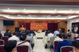Toàn cảnh Hội nghị Hội Luật gia đóng góp hoàn thiện các dự thảo văn kiện trình Đại hội XIV của Đảng. (Nguồn: Báo Chính phủ)
