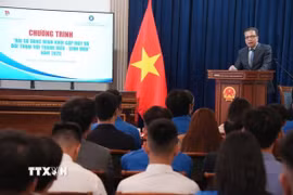 Quang cảnh buổi giao lưu đối thoại. (Ảnh: Quang Vinh/TTXVN)