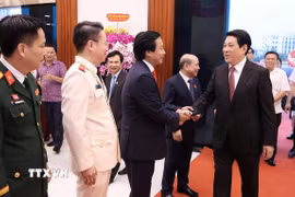 Chủ tịch nước Lương Cường với các đại biểu dự Đại hội. (Ảnh: Lâm Khánh/TTXVN)