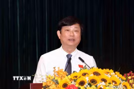 Ông Võ Văn Minh, Chủ tịch Hội đồng Nhân dân Thành phố Hồ Chí Minh, phát biểu tại Kỳ họp. (Ảnh: Xuân Khu/TTXVN)