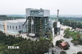 Nhà máy điện rác Thăng Long-Bắc Ninh, tại thôn Đồng Sài, xã Phù Lãng, tỉnh Bắc Ninh, với công suất xử lý 600 tấn/ngày, công suất phát điện 11MW được sử dụng công nghệ thiết bị tiên tiến xử lý rác và công nghệ lò hơi tầng sôi Valmet nhập khẩu từ Phần Lan. (Ảnh: Vũ Sinh/TTXVN)