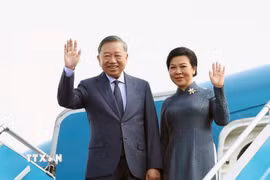Tổng Bí thư, Chủ tịch nước Tô Lâm và Phu nhân rời Hà Nội, lên đường thăm Liên bang Nga và Cộng hòa Pháp. (Ảnh: Thống Nhất/TTXVN)