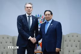 Thủ tướng Phạm Minh Chính gặp Thủ tướng Hà Lan Dick Schoof. (Ảnh: Dương Giang/TTXVN)