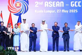 Thủ tướng Phạm Minh Chính cùng lãnh đạo các nước ASEAN và GCC tại Hội nghị Cấp cao ASEAN-GCC lần thứ hai. (Ảnh: Dương Giang/TTXVN)