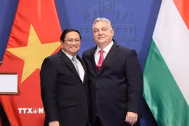 Thủ tướng Hungary Viktor Orbán đón Thủ tướng Phạm Minh Chính (Budapest, 18/1/2024). (Ảnh: Dương Giang/TTXVN)