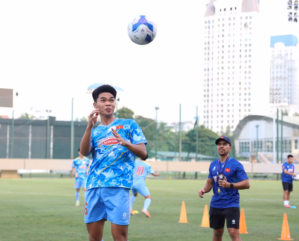 U23 Việt Nam hướng tới chiến thắng ở trận ra quân ASIAD 2026 để giành lợi thế trong cuộc đua vào tứ kết. (Ảnh: VFF)