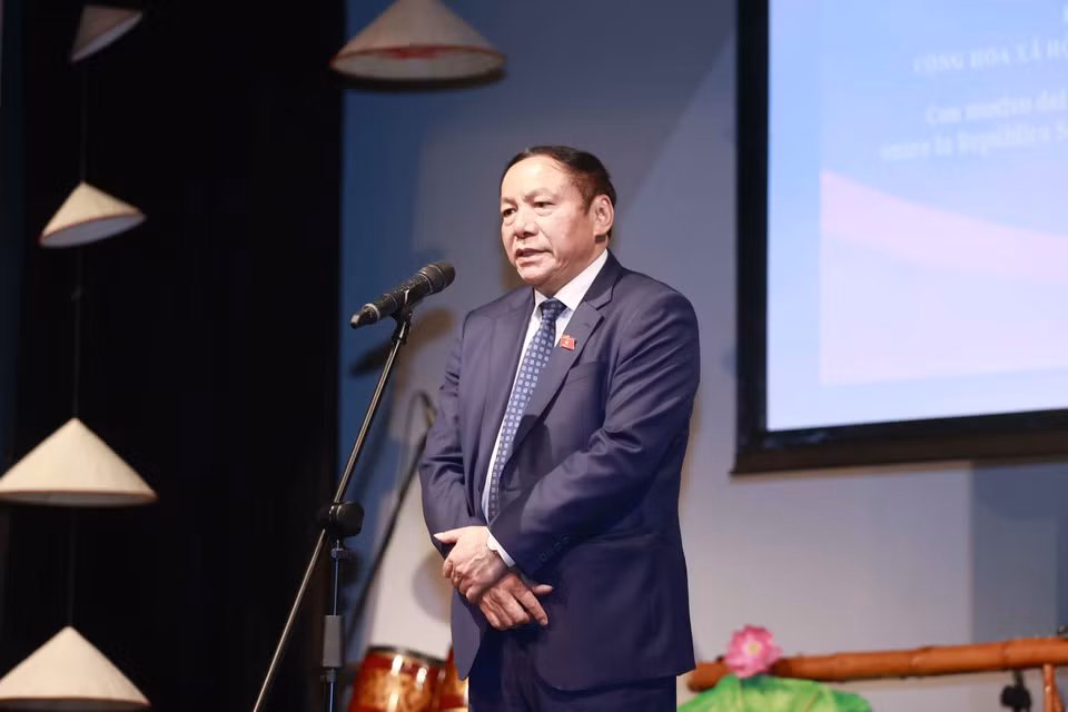 Bộ trưởng Bộ Văn hóa, Thể thao và Du lịch Nguyễn Văn Hùng phát biểu. (Ảnh: Doãn Tấn/TTXVN)