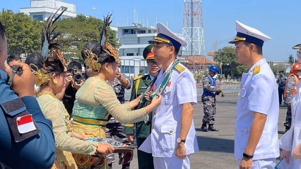 Nghi lễ truyền thống đón khách của Indonesia. (Ảnh: Đào Trang/TTXVN)