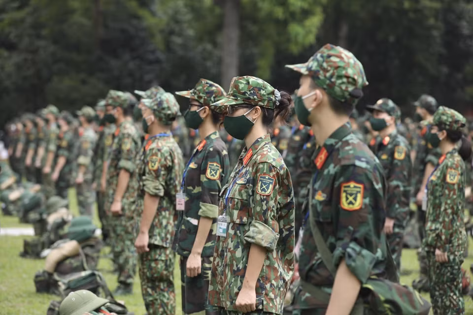 Học viên Học viện Quân y trước khi lên đường vào Nam làm nhiệm vụ. (Ảnh: Minh Quyết/TTXVN)