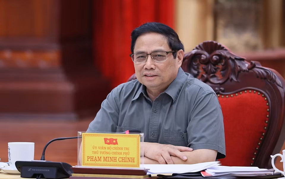 Thủ tướng Phạm Minh Chính chủ trì làm việc với lãnh đạo chủ chốt tỉnh Bắc Ninh. (Ảnh: Dương Giang/TTXVN)