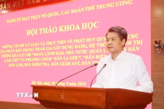 Đồng chí Nguyễn Quang Đức, Ủy viên Trung ương Đảng, Phó Bí thư Đảng ủy Mặt trận Tổ quốc, các đoàn thể Trung ương phát biểu. (Ảnh: Minh Đức/TTXVN)