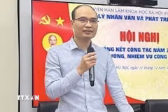 Tiến sỹ Lê Văn Hùng, Phó Viện trưởng Viện Địa lý nhân văn và Phát triển bền vững, (Viện Hàn lâm Khoa học xã hội Việt Nam) nhận định phát triển vùng cần chuyển từ tư duy mỗi địa phương một chiến lược tăng trưởng sang tư duy hợp tác để vùng tạo ra chuỗi sản phẩm cạnh tranh quốc tế. (Ảnh: Diệu Thúy/TTXVN)