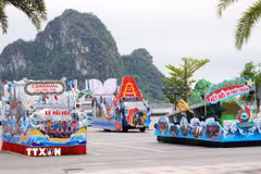 54 xe mô hình tại lễ hội Carnaval Hạ Long 2026. (Ảnh: Văn Đức/TTXVN)