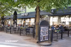 Quán “Phở Việt” ngay gần Quảng trường Ga trung tâm Helsinki. (Ảnh: Việt Thắng/Vietnam+)