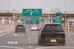 Cao tốc Biên Hòa-Vũng Tàu, dự án kết nối Đồng Nai, Thành phố Hồ Chí Minh với sân bay Long Thành đã đưa vào khai thác. (Ảnh: Công Phong/TTXVN)